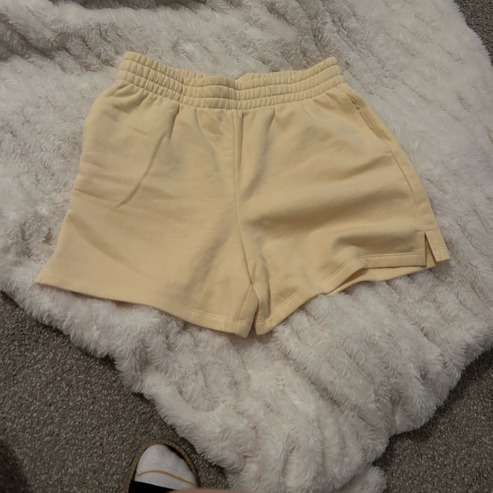 GAP Women's Tan Athletic Shorts